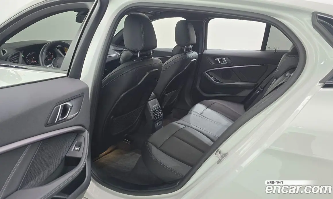 BMW 1 серия 2022 2.0 автомат (гидро), фото 18 BMW 1 серия 2022 2.0 автомат (гидро), фото 18