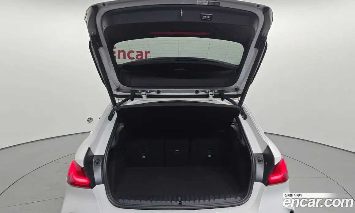 BMW 1 серия 2022 2.0 автомат (гидро), фото 25 BMW 1 серия 2022 2.0 автомат (гидро), фото 25