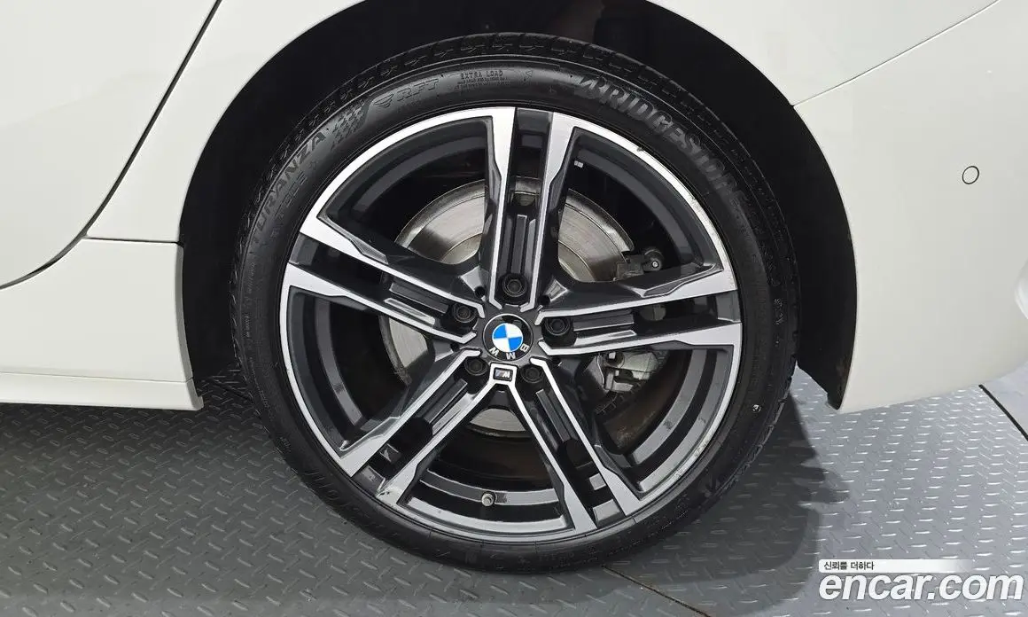 BMW 1 серия 2022 2.0 автомат (гидро), фото 7 BMW 1 серия 2022 2.0 автомат (гидро), фото 7