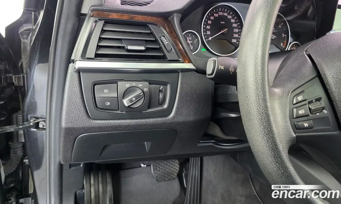 BMW 3 серия 2014 2.0 автомат (гидро), фото 16