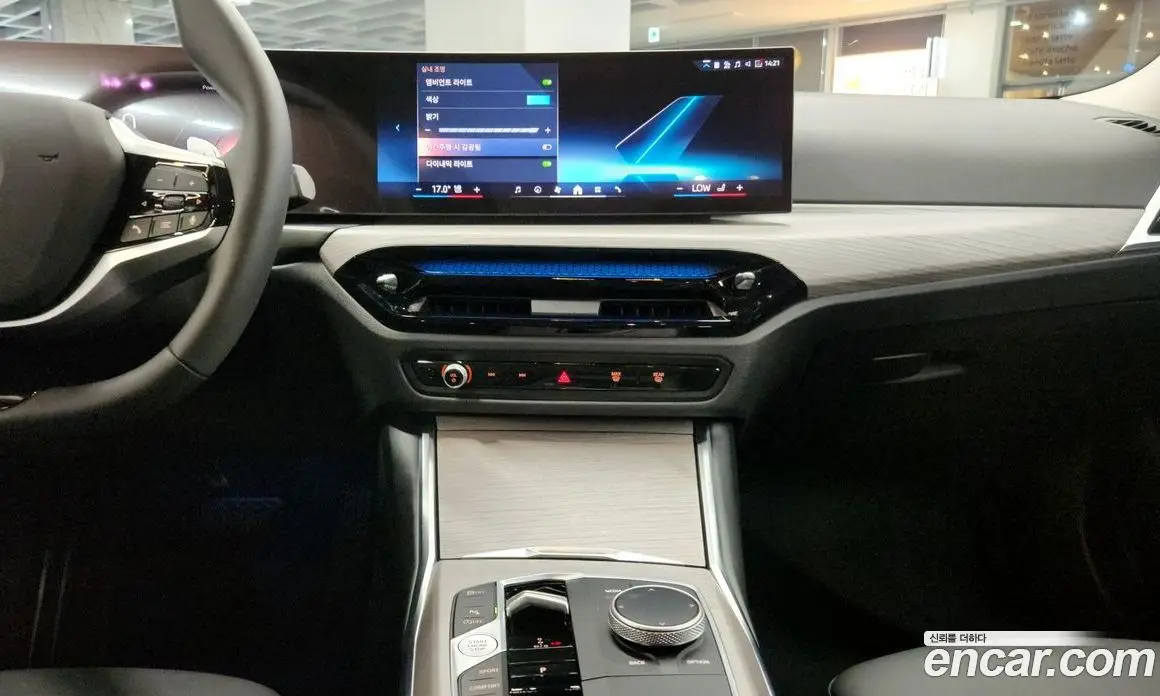 BMW 3 серия 2025 2.0 автомат (гидро), фото 16