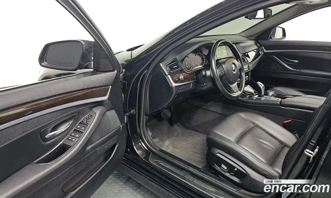 BMW 5 серия 2015 2.0 автомат (гидро), фото 13 BMW 5 серия 2015 2.0 автомат (гидро), фото 13