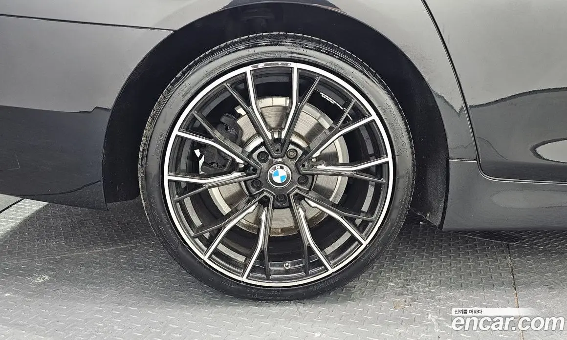 BMW 5 серия 2015 2.0 автомат (гидро), фото 5 BMW 5 серия 2015 2.0 автомат (гидро), фото 5