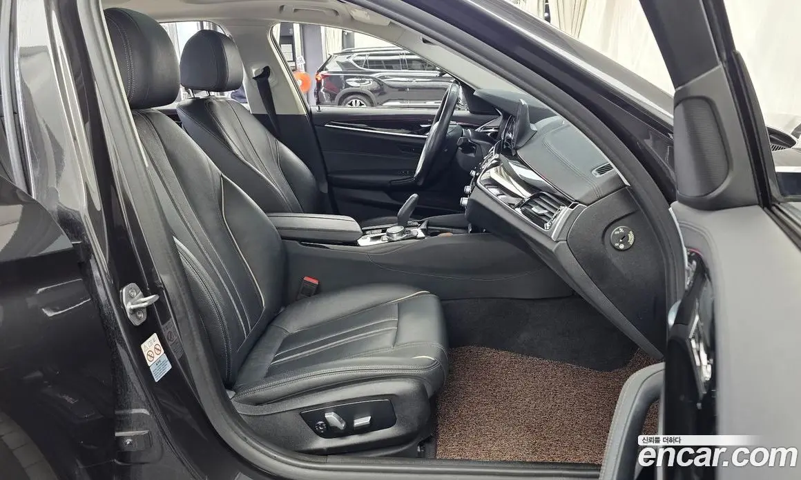 BMW 5 серия 2018 2.0 автомат (гидро), фото 17