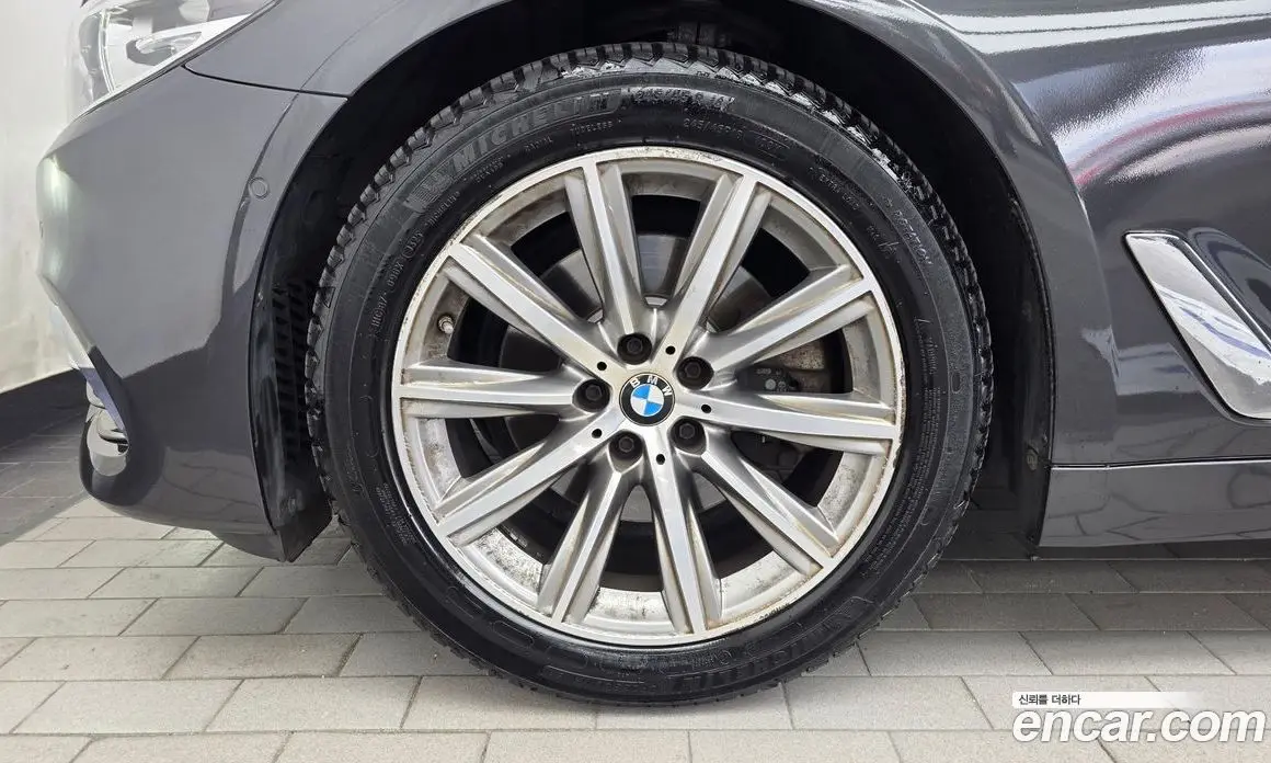 BMW 5 серия 2018 2.0 автомат (гидро), фото 5