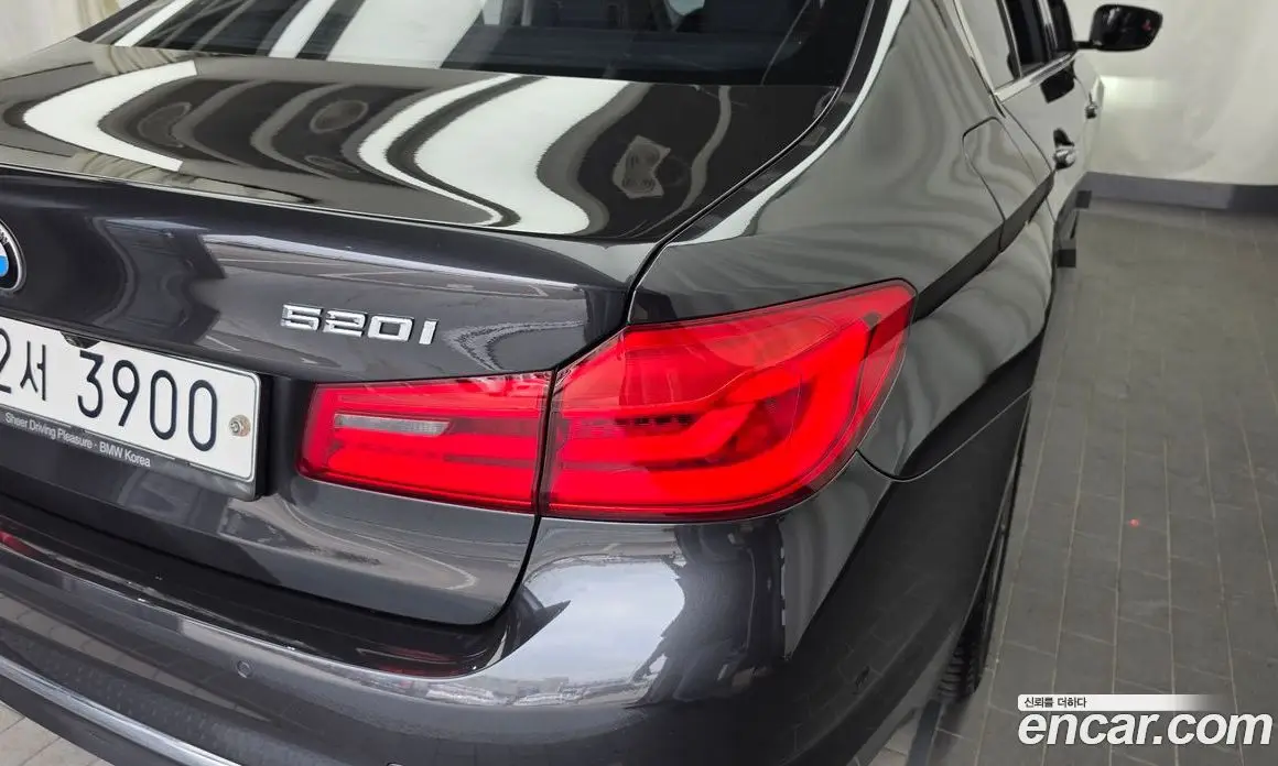BMW 5 серия 2018 2.0 автомат (гидро), фото 9