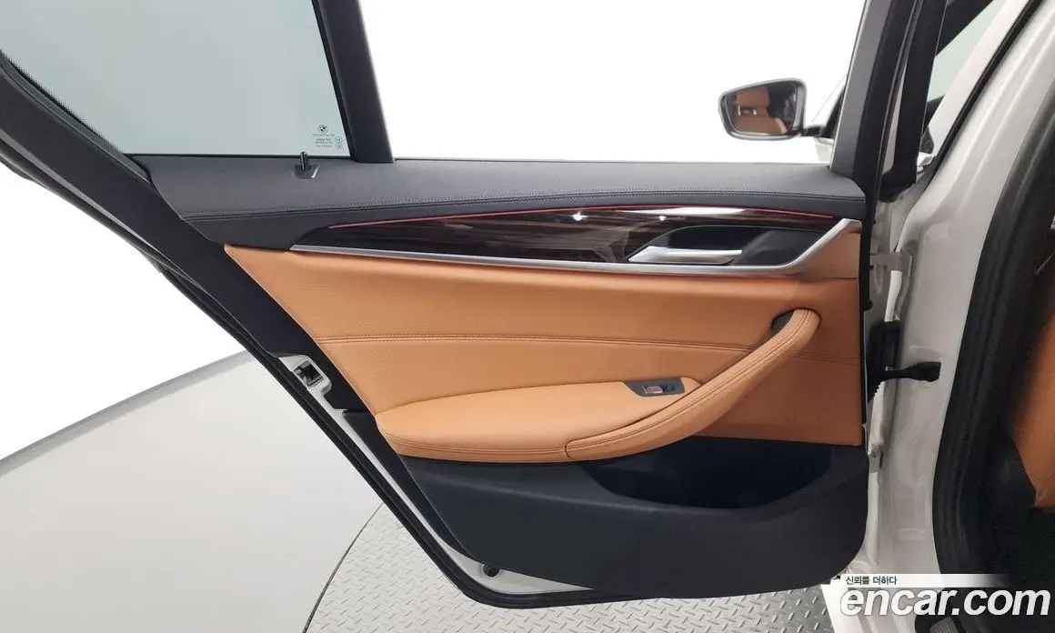 BMW 5 серия 2021 2.0 автомат (гидро), фото 15 BMW 5 серия 2021 2.0 автомат (гидро), фото 15