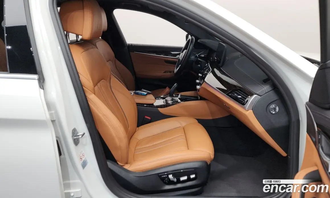 BMW 5 серия 2021 2.0 автомат (гидро), фото 16 BMW 5 серия 2021 2.0 автомат (гидро), фото 16