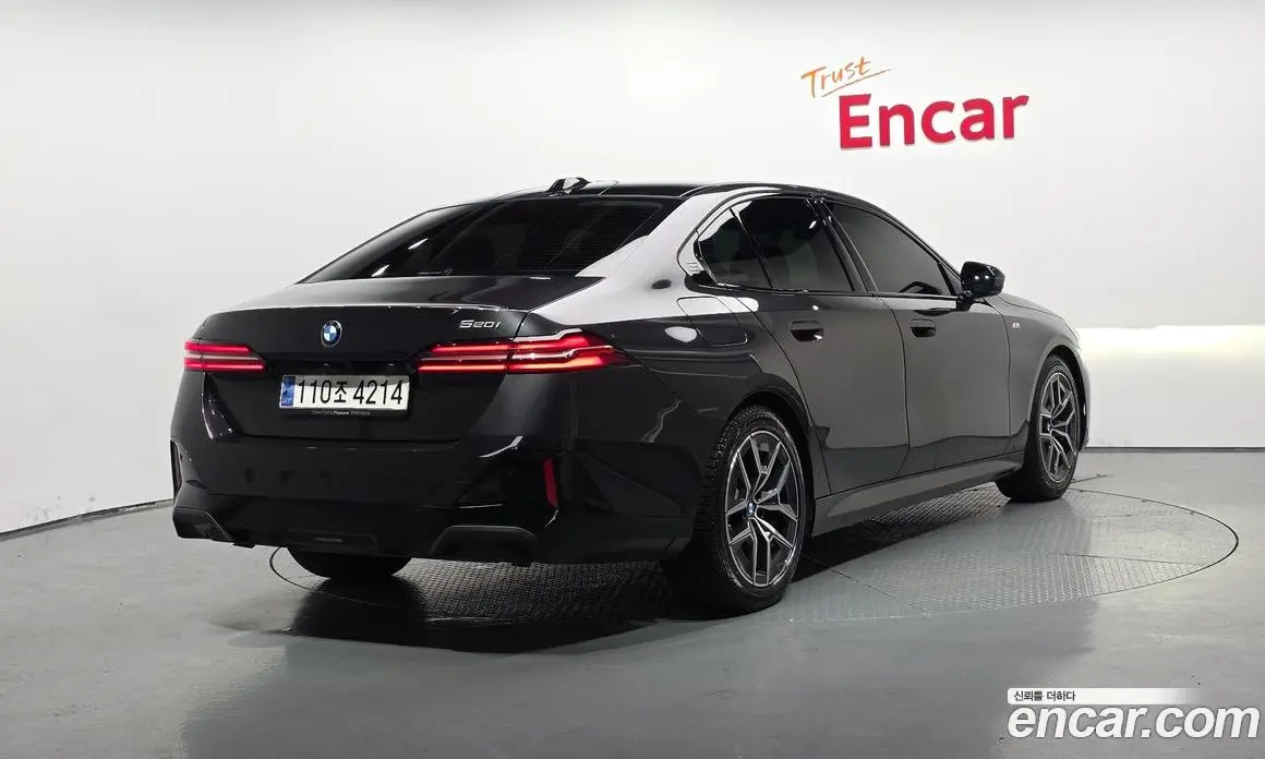 BMW 5 серия 2023 2.0 автомат (гидро), фото 2 BMW 5 серия 2023 2.0 автомат (гидро), фото 2