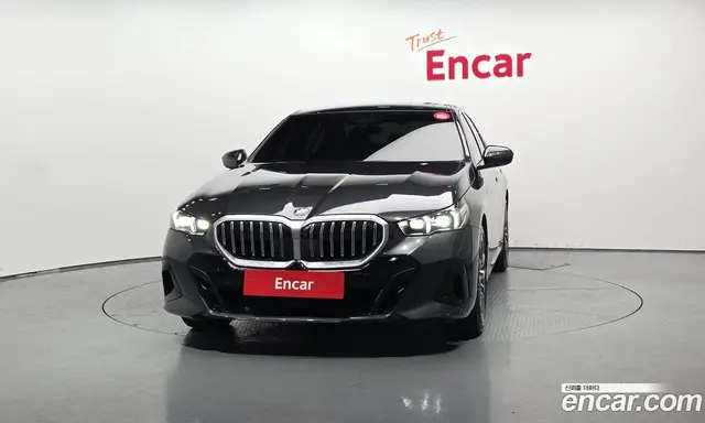 BMW 5 серия 2023 2.0 автомат (гидро), миниатюра 3 BMW 5 серия 2023 2.0 автомат (гидро), миниатюра 3