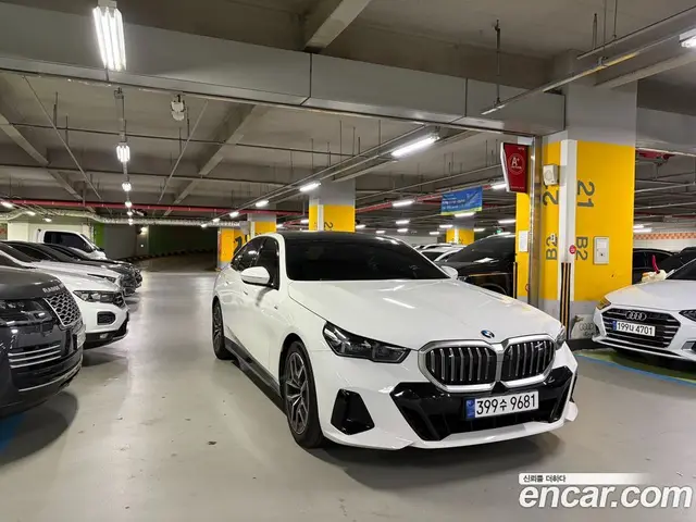 BMW 5 серия 2024 2.0 автомат (гидро), миниатюра 3