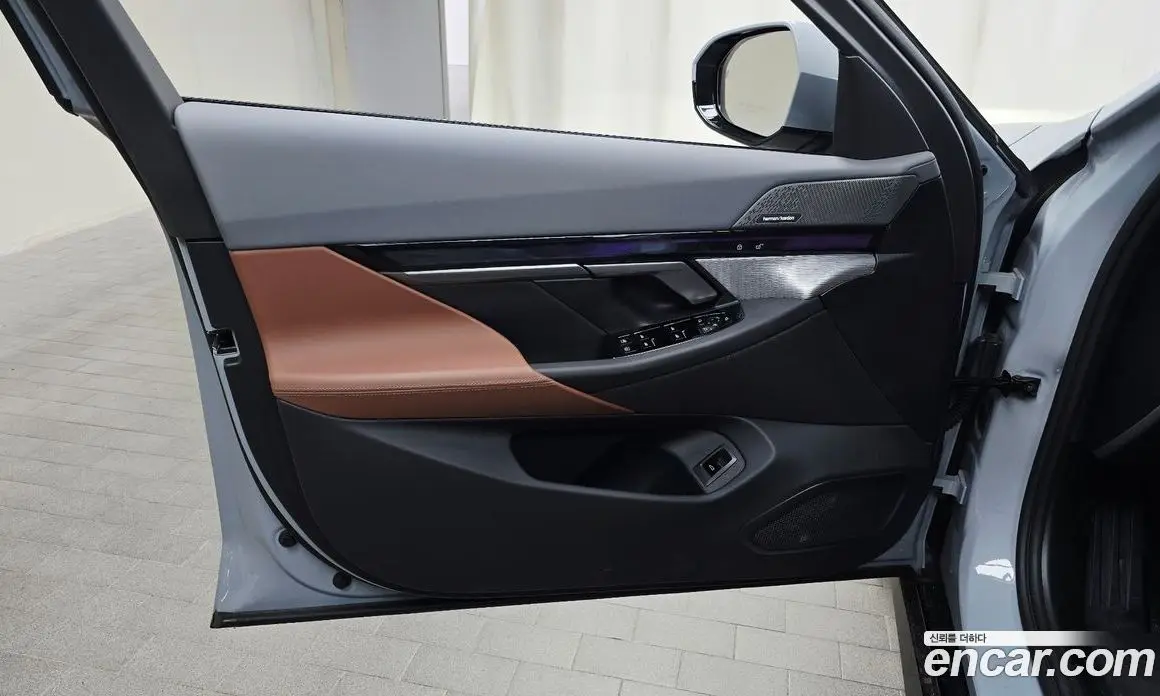 BMW 5 серия 2025 2.0 автомат (гидро), фото 13