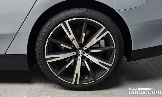 BMW 5 серия 2025 2.0 автомат (гидро), миниатюра 6