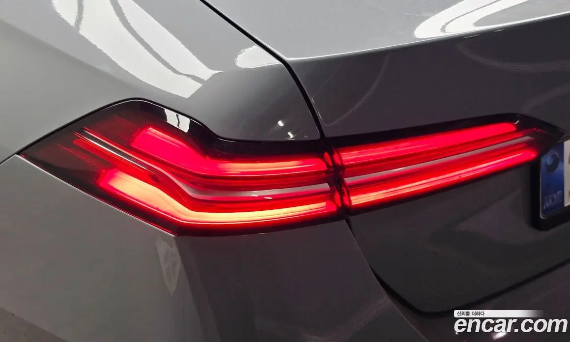 BMW 5 серия 2025 2.0 автомат (гидро), фото 8