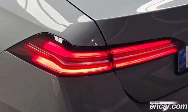BMW 5 серия 2025 2.0 автомат (гидро), миниатюра 8