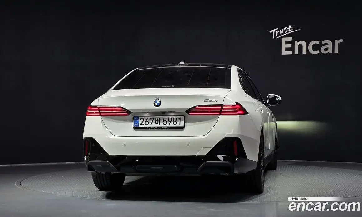 BMW 5 серия 2025 2.0 автомат (гидро), фото 4 BMW 5 серия 2025 2.0 автомат (гидро), фото 4