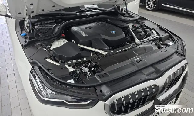 BMW 5 серия 2025 2.0 автомат (гидро), миниатюра 6 BMW 5 серия 2025 2.0 автомат (гидро), миниатюра 6