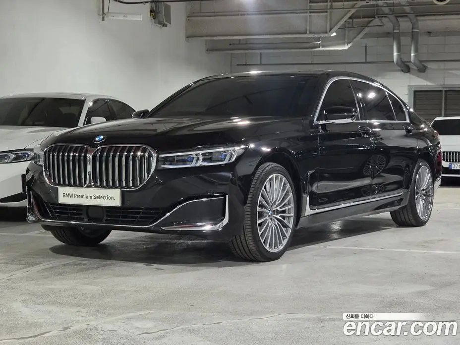 BMW 7 серия 2021 3.0 автомат (гидро), фото 1 BMW 7 серия 2021 3.0 автомат (гидро), фото 1
