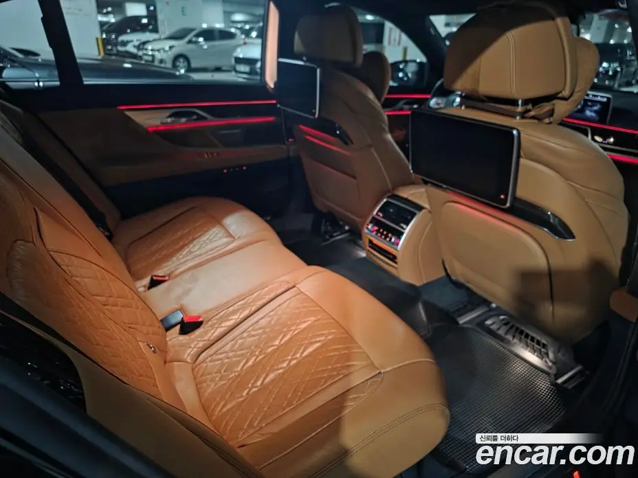 BMW 7 серия 2021 3.0 автомат (гидро), фото 13 BMW 7 серия 2021 3.0 автомат (гидро), фото 13