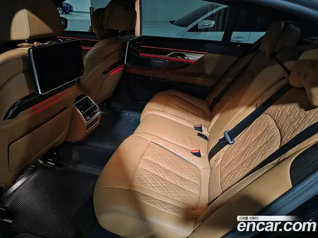 BMW 7 серия 2021 3.0 автомат (гидро), миниатюра 10 BMW 7 серия 2021 3.0 автомат (гидро), миниатюра 10