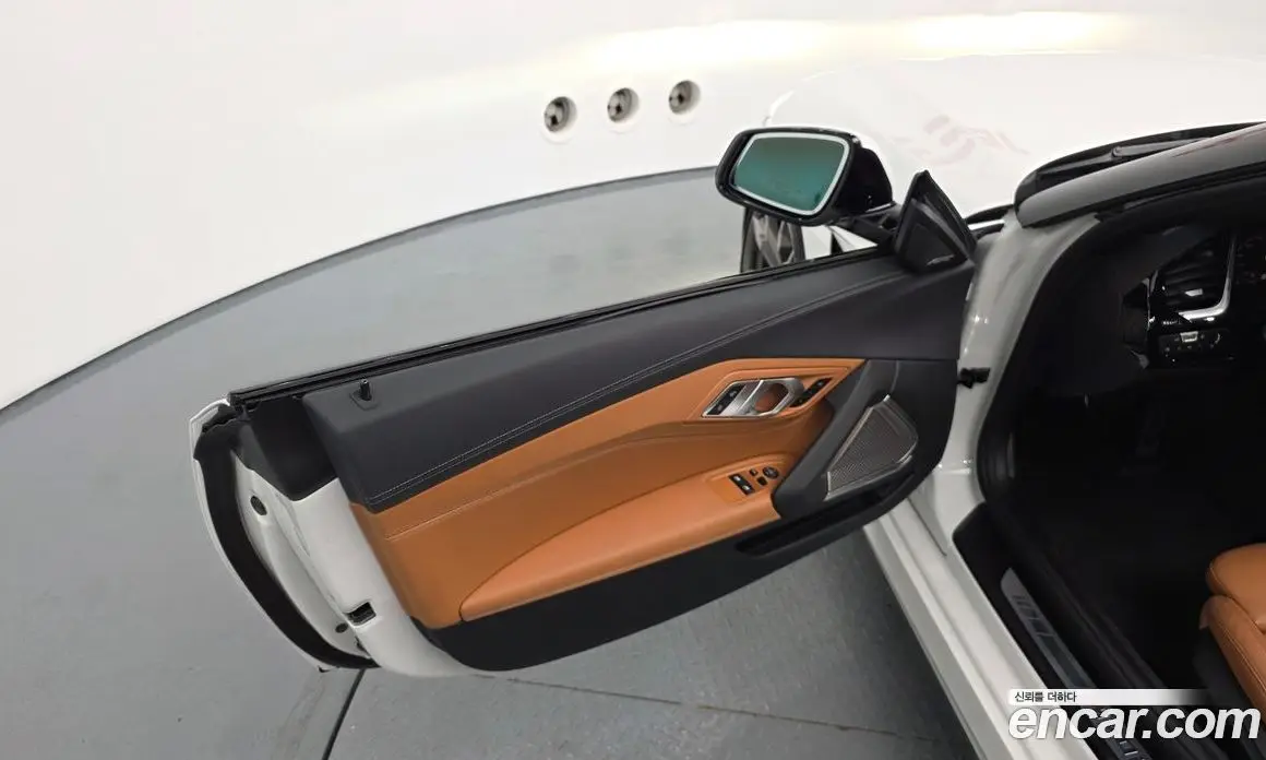 BMW Z4 2023 3.0 автомат (гидро), фото 14