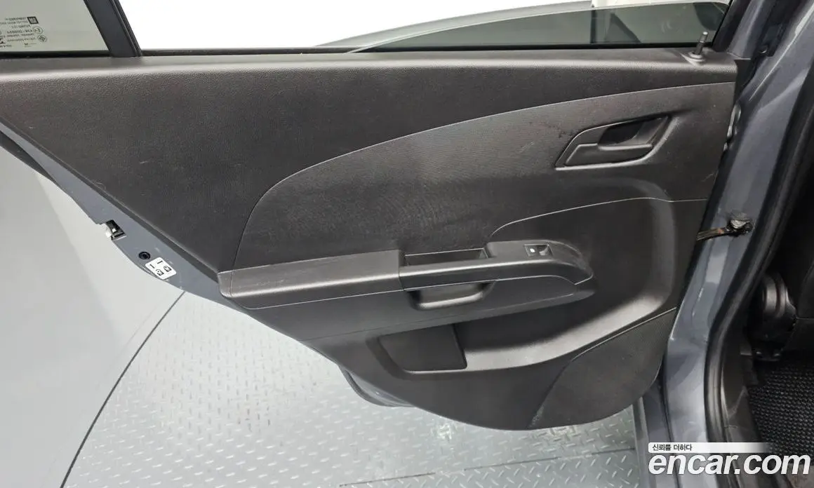 Chevrolet Aveo 2014 1.6 автомат (гидро), фото 14
