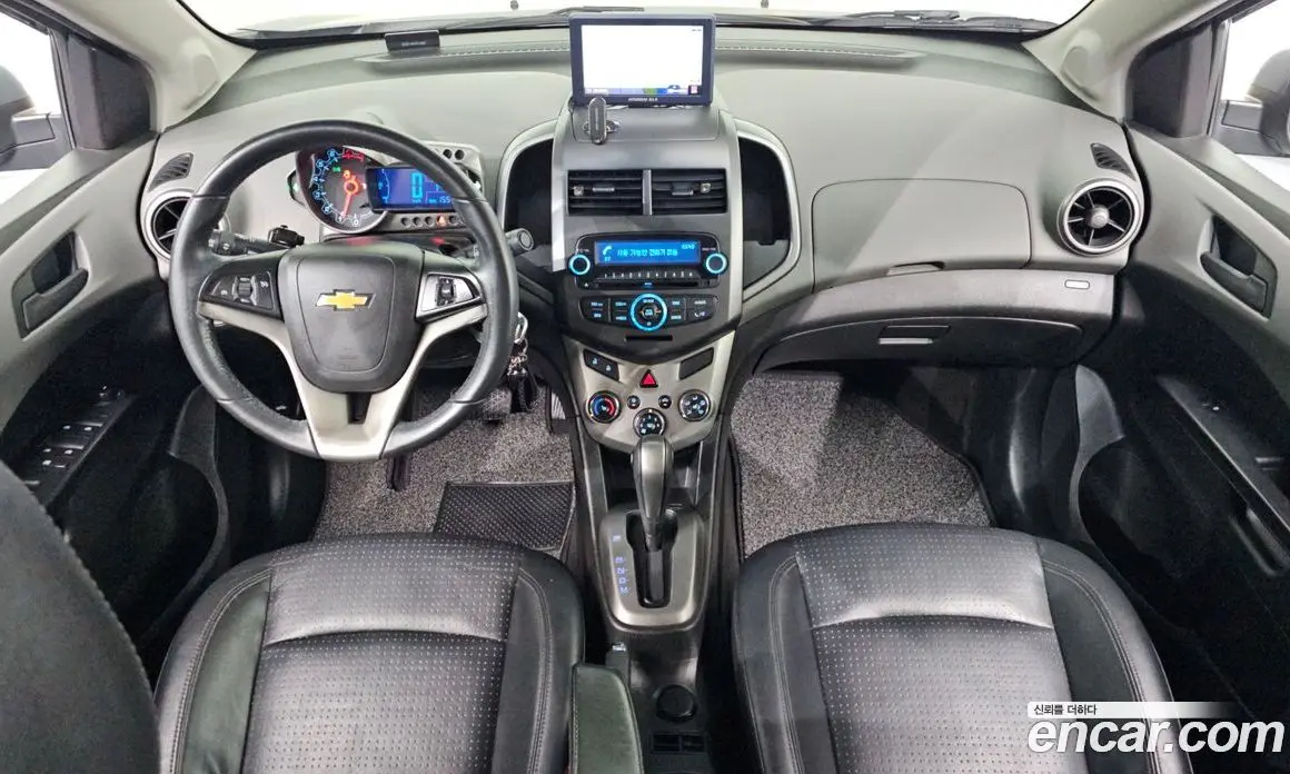 Chevrolet Aveo 2014 1.6 автомат (гидро), фото 9