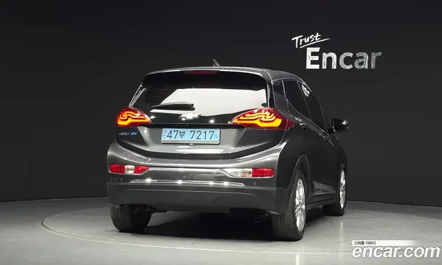 Chevrolet Bolt EV 2018 0.2 автомат (гидро), миниатюра 4 Chevrolet Bolt EV 2018 0.2 автомат (гидро), миниатюра 4