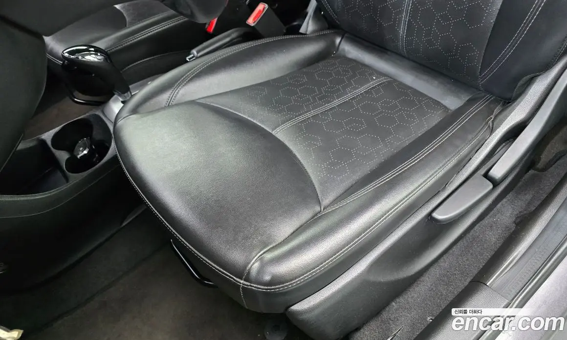 Chevrolet Spark 2016 1.0 автомат (гидро), фото 31