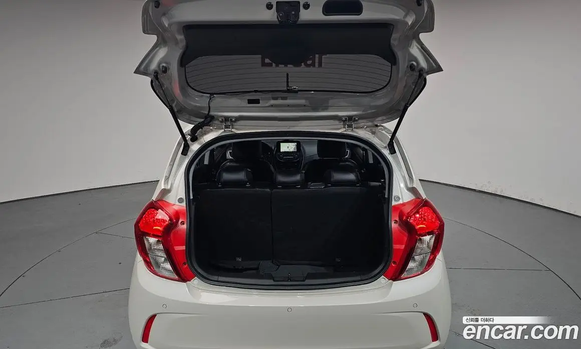 Chevrolet Spark 2019 1.0 автомат (гидро), фото 25