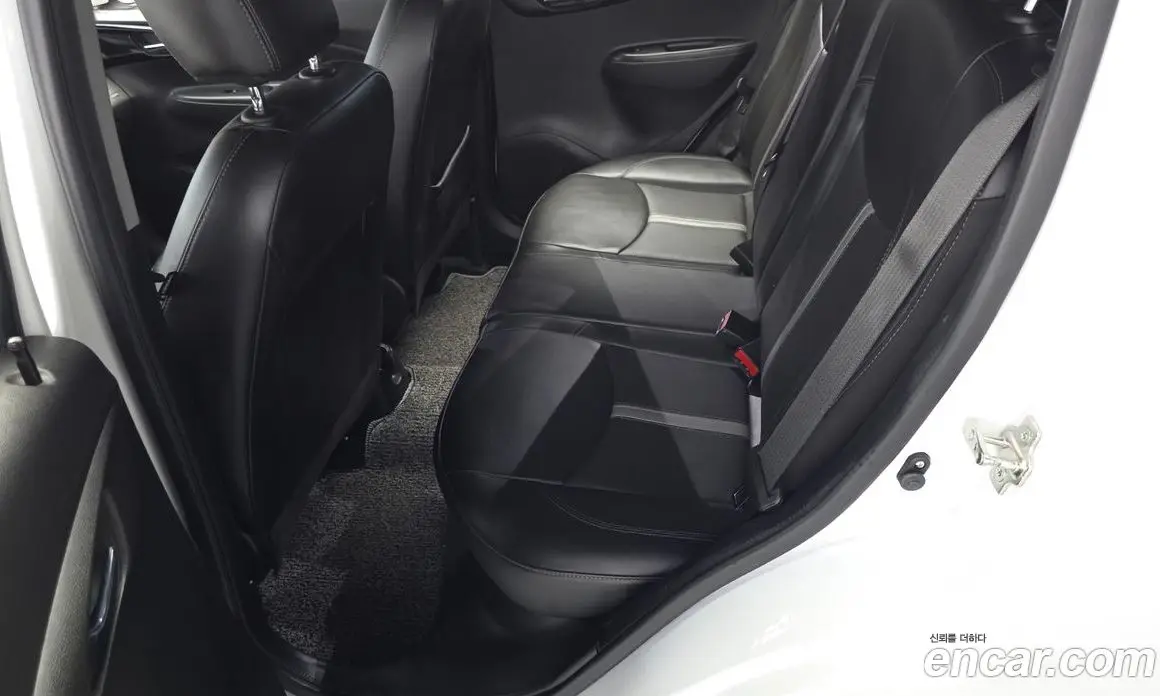 Chevrolet Spark 2020 1.0 автомат (гидро), фото 12