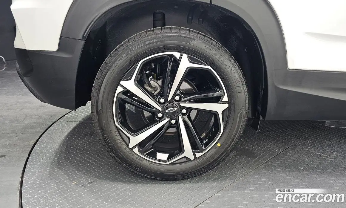 Chevrolet TrailBlazer 2022 1.3 автомат (гидро), фото 4