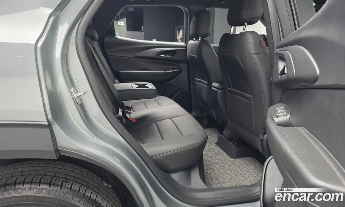 Chevrolet TrailBlazer 2024 1.3 автомат (гидро), фото 18 Chevrolet TrailBlazer 2024 1.3 автомат (гидро), фото 18