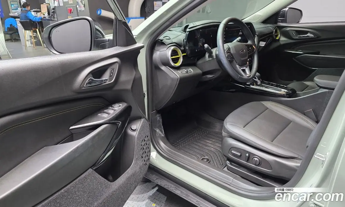 Chevrolet Trax 2025 1.2 автомат (гидро), фото 13