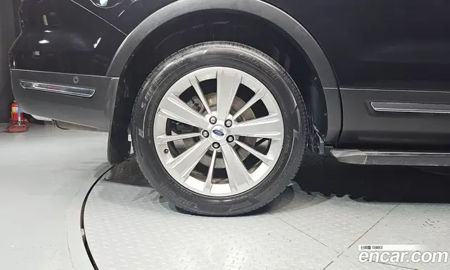 Ford Explorer 2019 2.3 автомат (гидро), миниатюра 5 Ford Explorer 2019 2.3 автомат (гидро), миниатюра 5