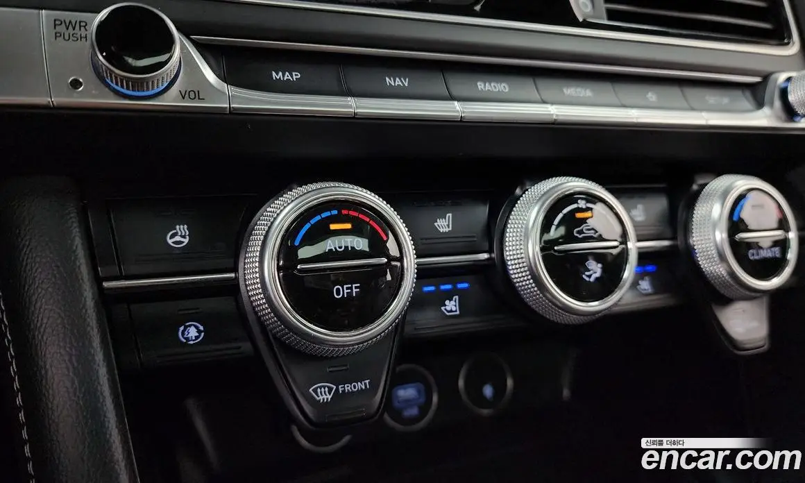 Genesis G70 2022 2.0 автомат (гидро), фото 27