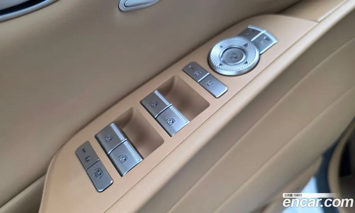 Genesis G80 2025 2.5 автомат (гидро), фото 26