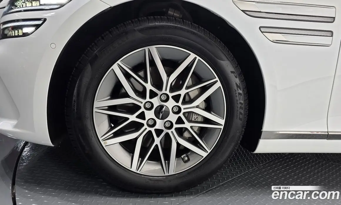 Genesis G80 2025 2.5 автомат (гидро), фото 4