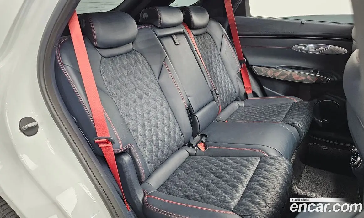 Genesis GV70 2021 2.5 автомат (гидро), фото 17