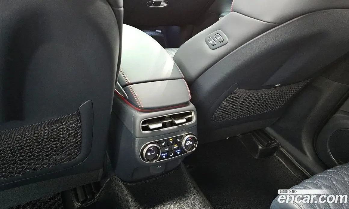 Genesis GV70 2021 2.5 автомат (гидро), фото 26