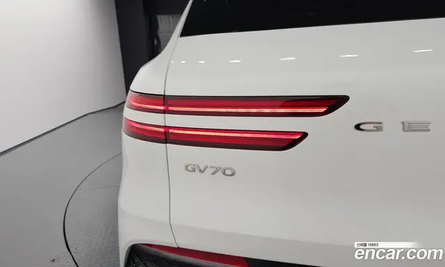 Genesis GV70 2021 2.5 автомат (гидро), миниатюра 9