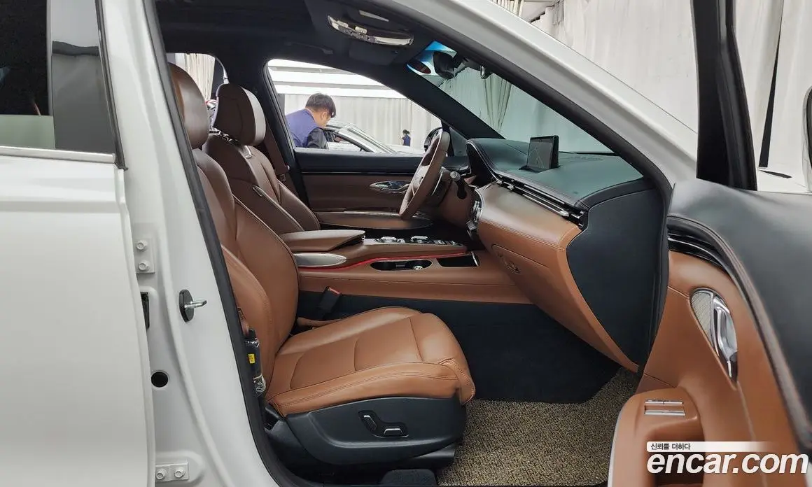 Genesis GV70 2021 2.5 автомат (гидро), фото 17 Genesis GV70 2021 2.5 автомат (гидро), фото 17