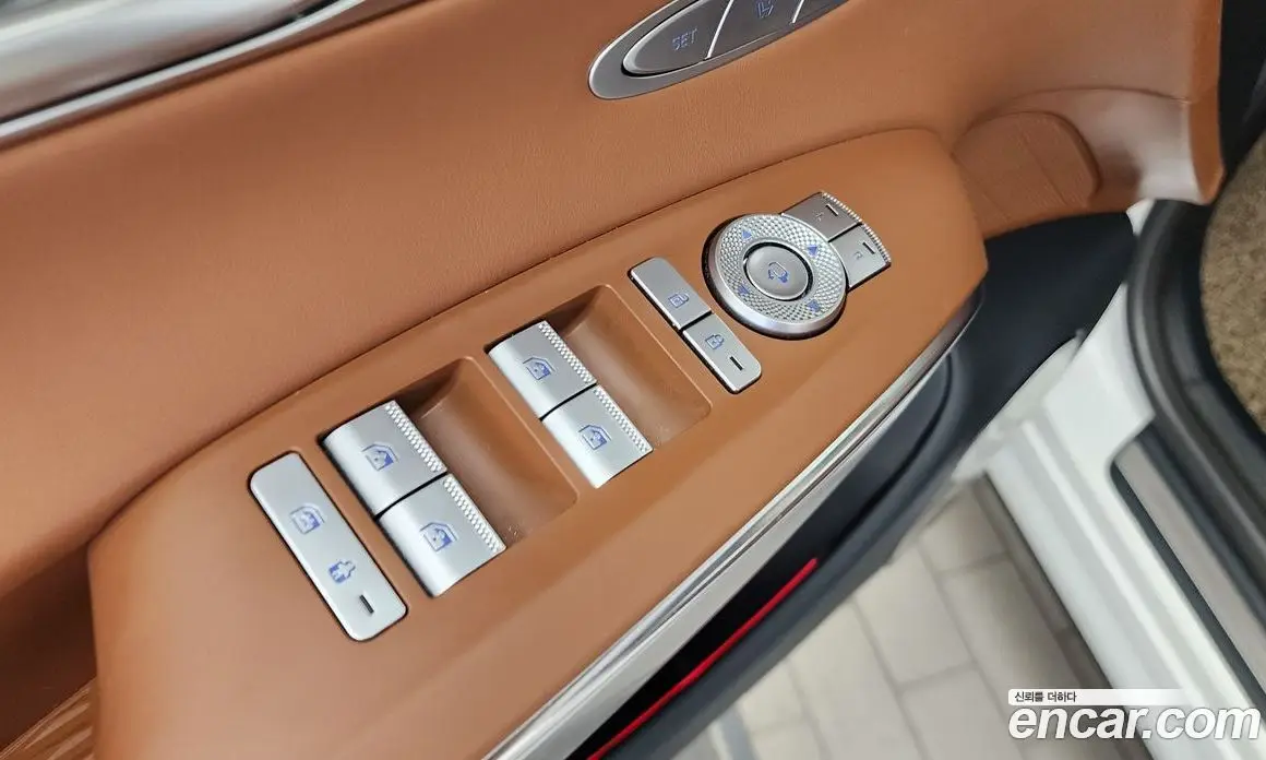Genesis GV70 2021 2.5 автомат (гидро), фото 29 Genesis GV70 2021 2.5 автомат (гидро), фото 29