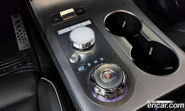Genesis GV70 2025 0.1 автомат (гидро), миниатюра 12