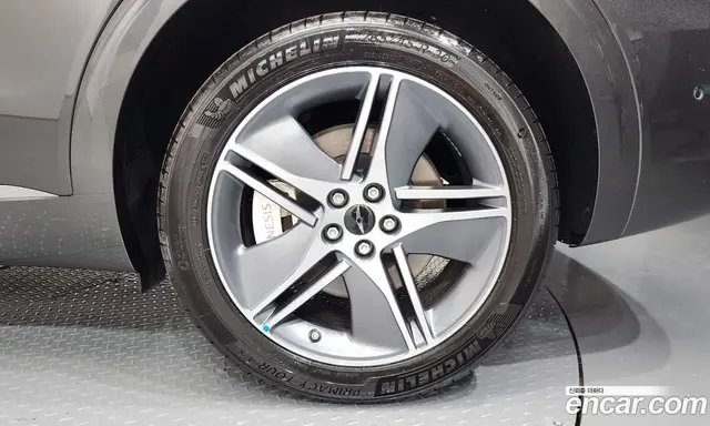 Genesis GV70 2025 0.1 автомат (гидро), миниатюра 7