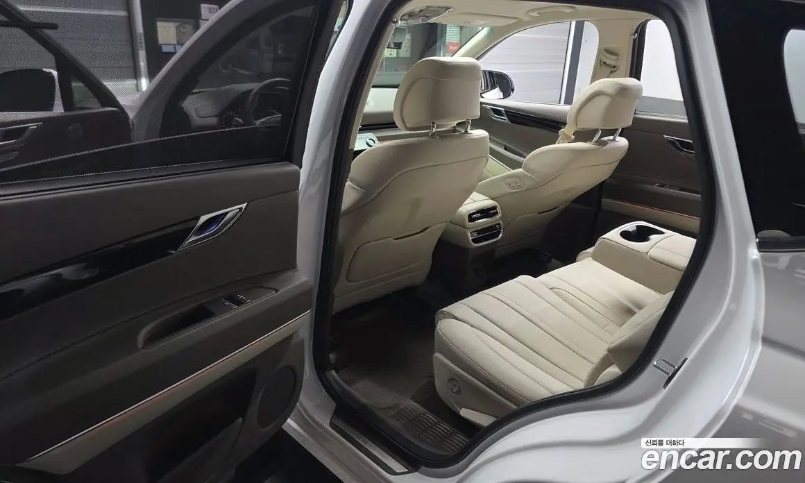 Genesis GV80 2021 2.5 автомат (гидро), фото 11 Genesis GV80 2021 2.5 автомат (гидро), фото 11