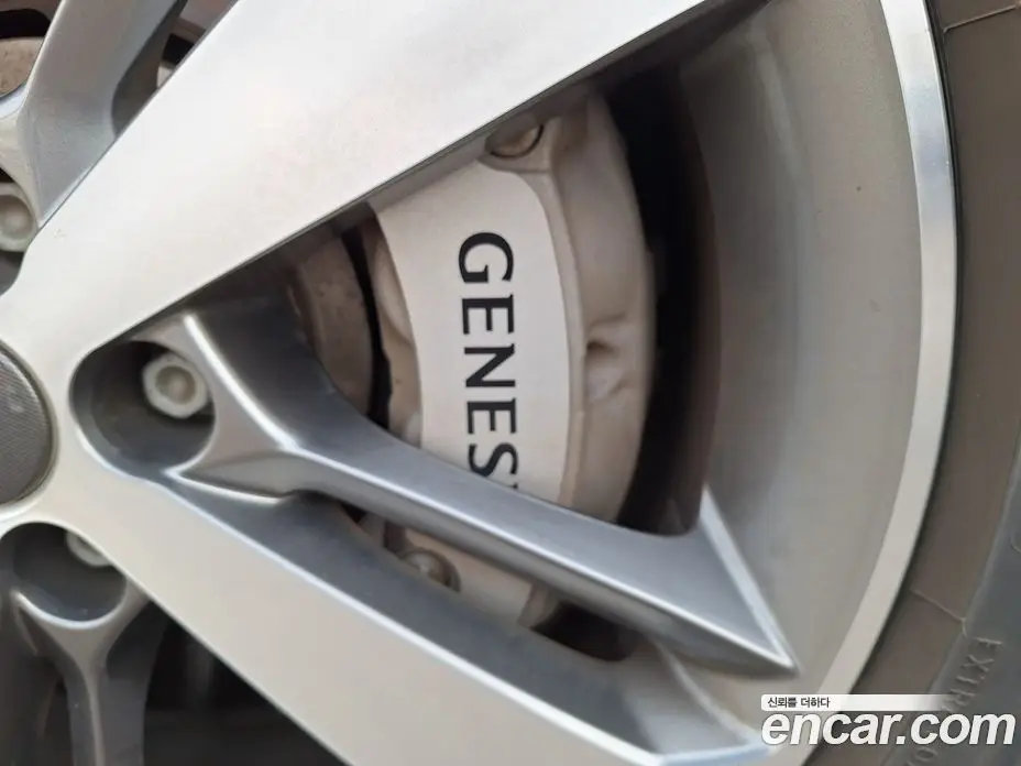 Genesis GV80 2021 2.5 автомат (гидро), фото 13 Genesis GV80 2021 2.5 автомат (гидро), фото 13