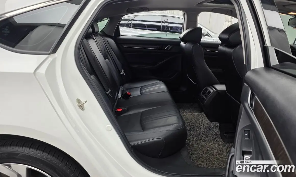 Honda Accord 2019 1.5 автомат (гидро), фото 12 Honda Accord 2019 1.5 автомат (гидро), фото 12