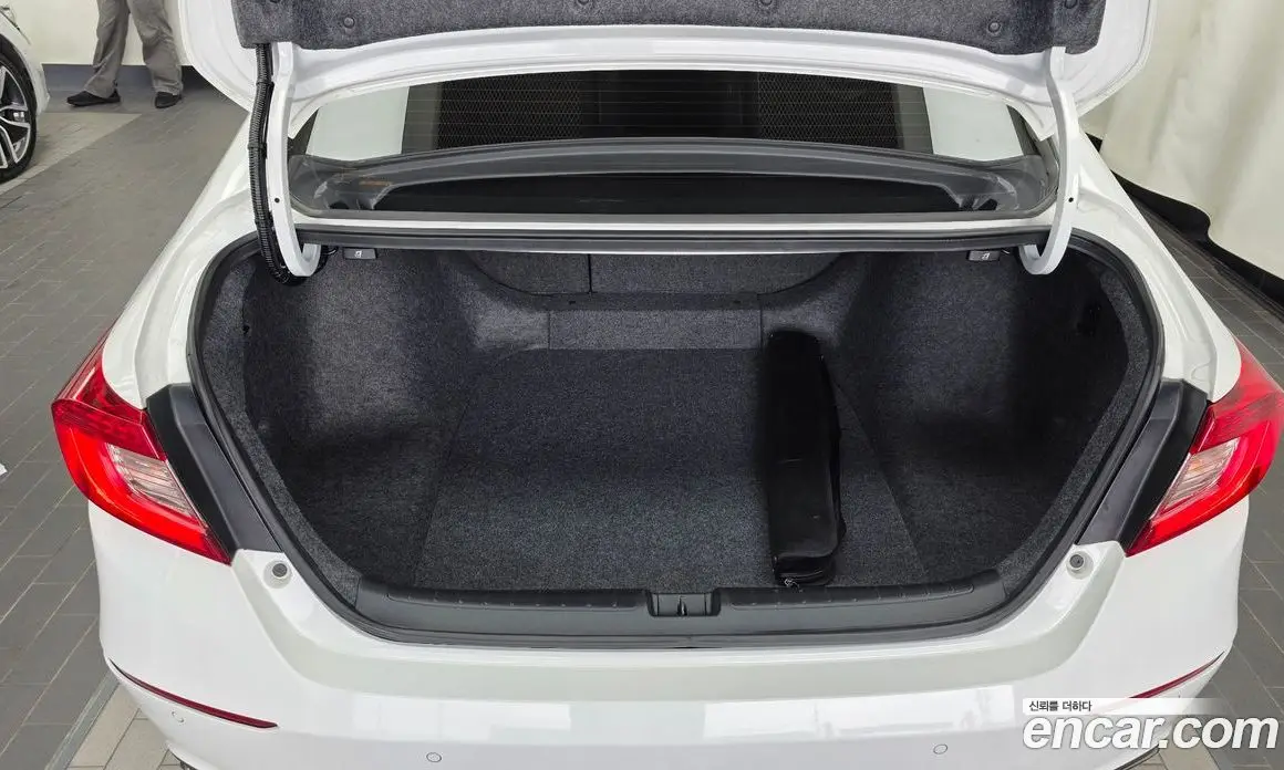 Honda Accord 2019 1.5 автомат (гидро), фото 20 Honda Accord 2019 1.5 автомат (гидро), фото 20