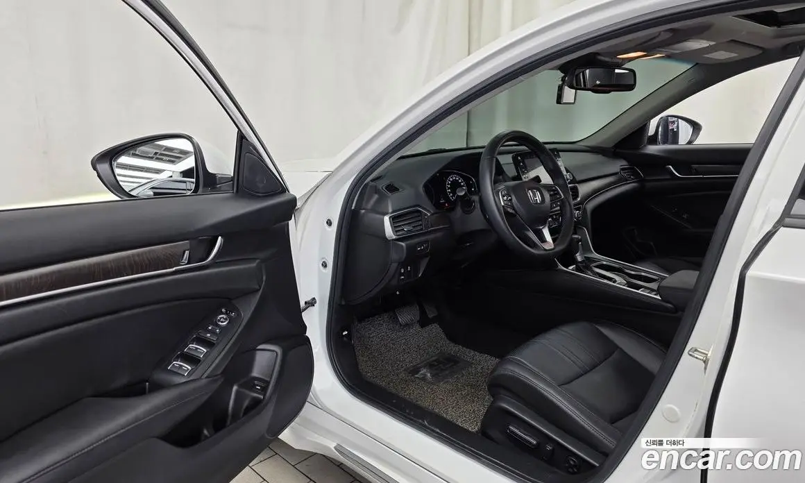 Honda Accord 2019 1.5 автомат (гидро), фото 10 Honda Accord 2019 1.5 автомат (гидро), фото 10